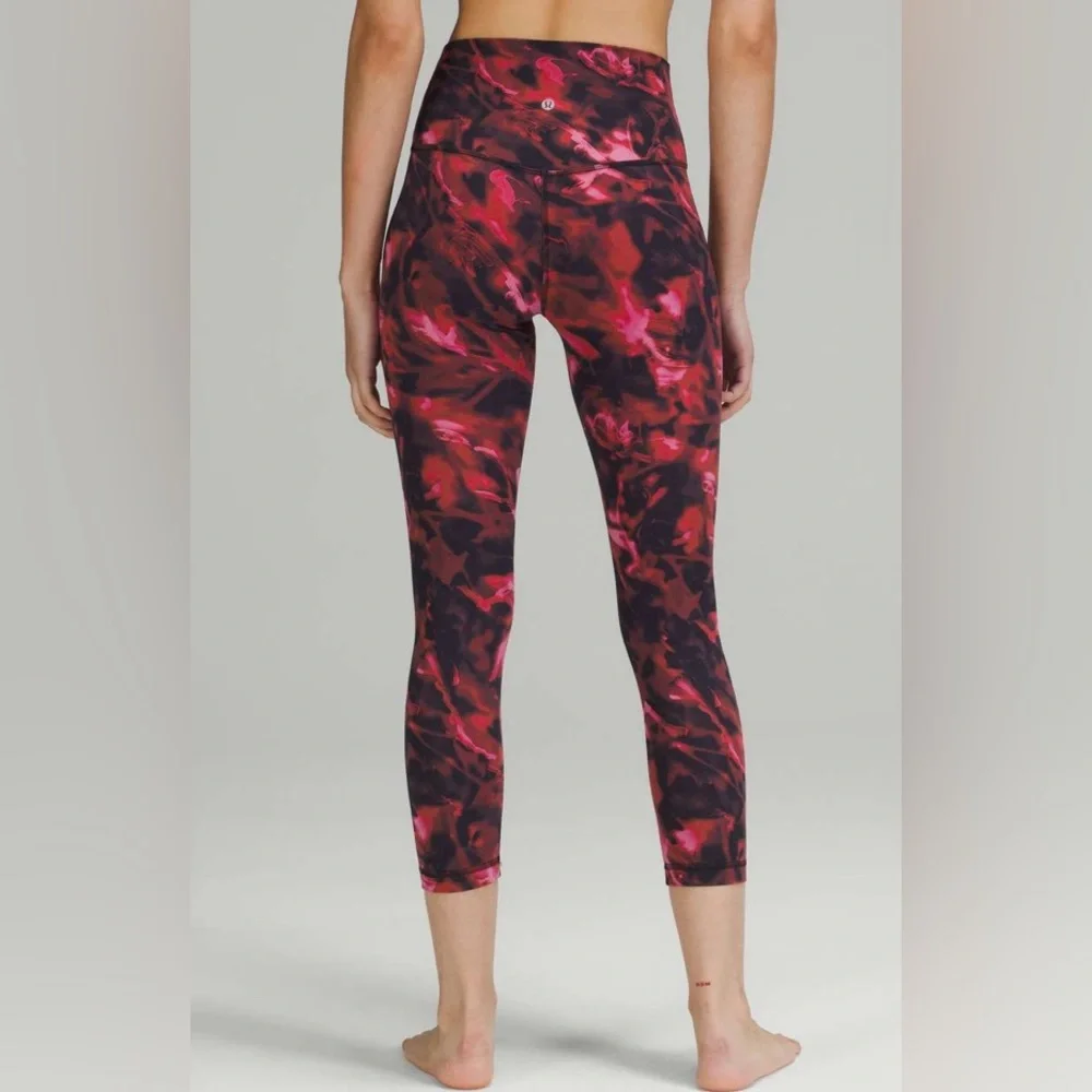 NWOT Lululemon Align High-Rise Crop 21" Intensity Pink Blossom Multi